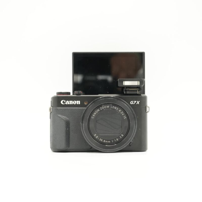 Canon G7X Mark ii ~Due to this cameras pristine condition and everything we have included, we will not be accepting any offers~ Comes with: - Camera - Original Canon Battery - Original Battery Charger - SD card - SD card reader - Original Hand Strap - Case ~Our Shipping days are Tuesdays and Thursdays. You should receive your package 2-7 days after shipping!!!!~ #Canong7x #Canon #Powershot