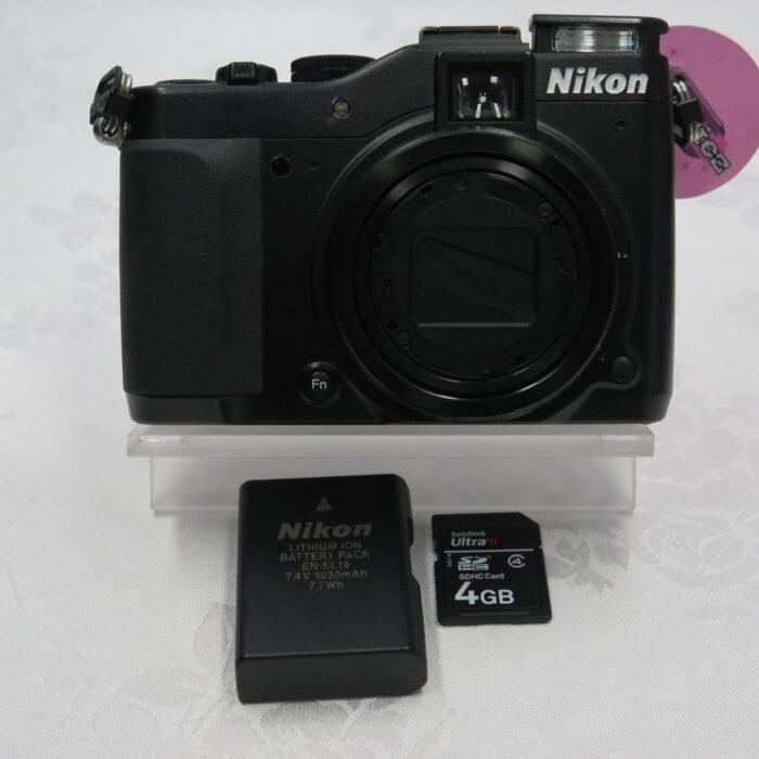 Nikon Coolpix P7000