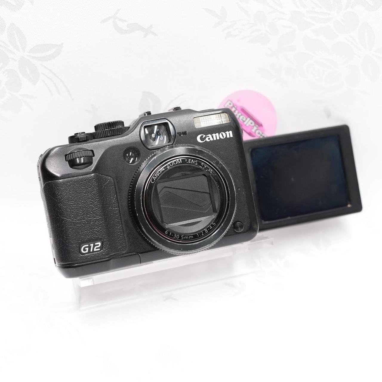 Canon PowerShot G12 〄𝔅𝔢𝔰𝔱 𝔠𝔢𝔫𝔱𝔢𝔯 ♡ Camera ♡ Battery ♡ Battery Charger ♡ SD card (16gb) ♡ SD card reader ♡ Beaded hand strap (shown in photos) ♡ Regular hand strap ♡ Case ♡ This cam has been tested extensively to make sure that everything is functional!! We can assure you that every feature has been tested and works perfectly!! ♡ 🫶 Our shipping days are Tuesday and Thursdays so you should receive your camera 2-7 days after! #digicam #DigitalCamera #Camera #Canon #PowerShot