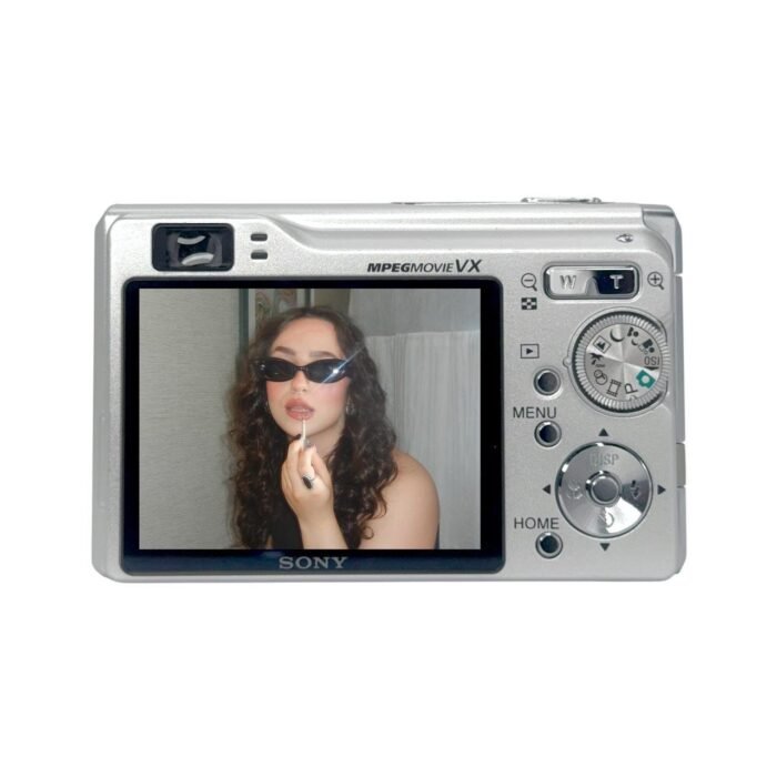 Sony CyberShot W80 - Image 2