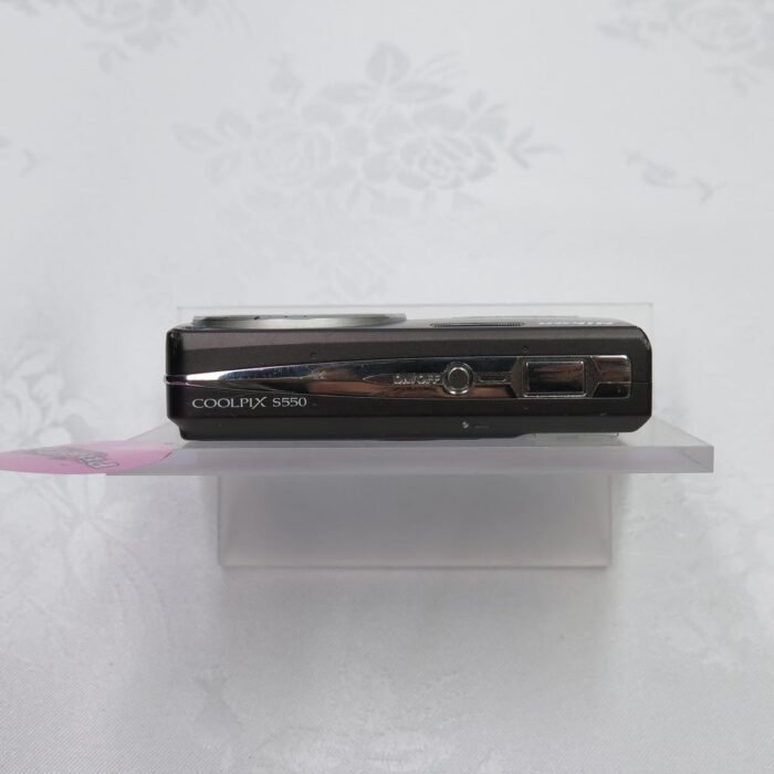 Nikon Coolpix S550 - Image 2