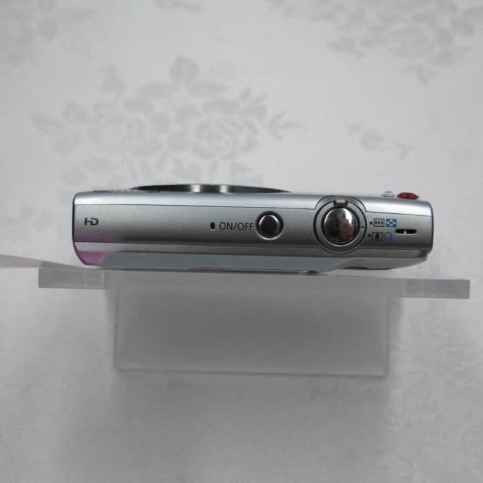 Canon Powershot ELPH 135 - Image 2